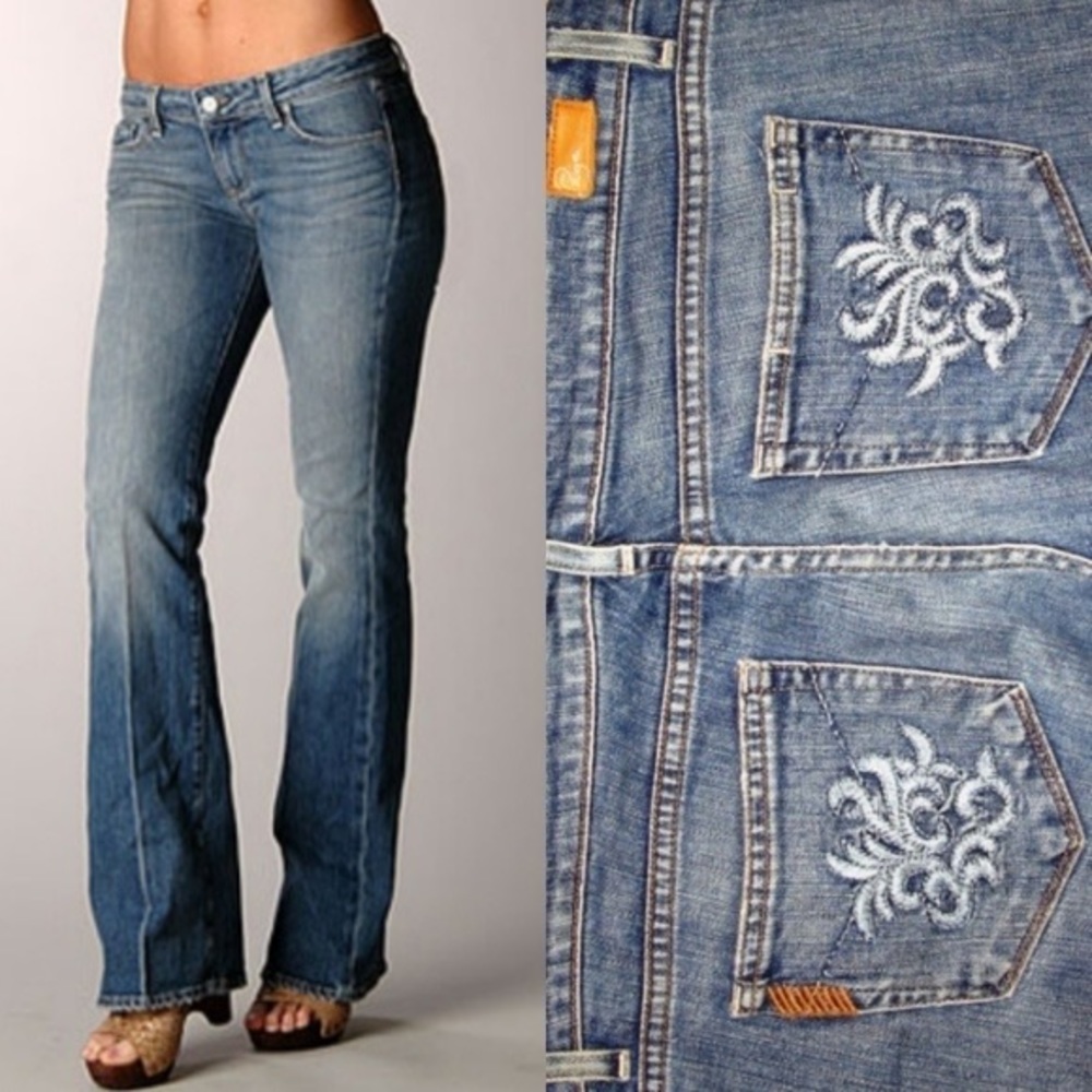 PAIGE “Laurel Canyon” flare jeans w/ embroidered back pockets